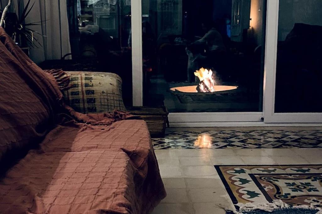 Free Breakfast, Pool, Spacious Aircon Hideaway Lejlighed Mosta Eksteriør billede